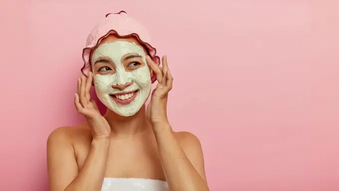 Atasi Jerawat Membandel dengan Masker Berbahan Alami! Rahasia Kulit Sehat dan Bebas Jerawat (Foto dok : Freepik/wayhomestudio)