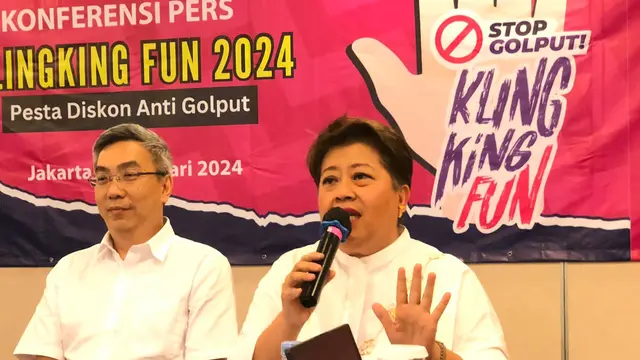 Ketua Panitia Klingking Fun 2024 sekaligus Plt. Wakil Ketua Umum HIPPINDO Fetty Kwartati konferensi pers Program Klingking Fun: Pesta Diskon, Anti Golput, di kantor APINDO, Jakarta, Kamis (1/2/2024). (Tira/Liputan6.com)