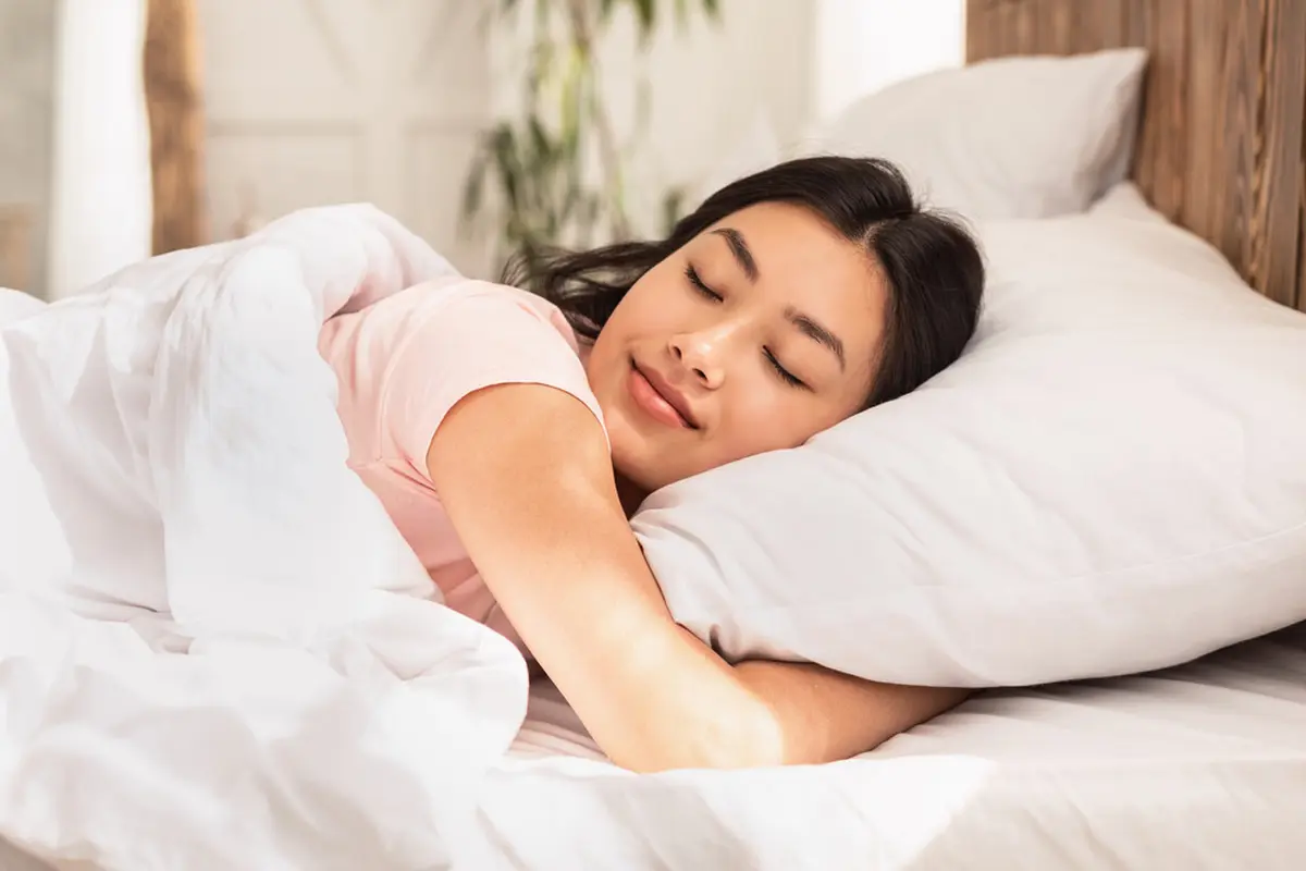 Garis Bantal Muncul Saat Bangun Tidur? Begini Lho Tips untuk Mencegahnya!