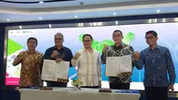 PT Pertamina (Persero) bersama PT Pelabuhan Indonesia (Persero) atau Pelindo menjalin kerja sama untuk membangun terminal BBM ramah lingkungan. Proyek ini disebut sebagai Jakarta Integrated Green Terminal (JIGT).
