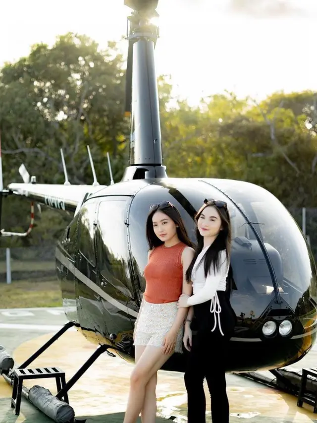 10 Gaya Kasual Natasha Wilona saat Liburan di Bali hingga Dubai, Selalu Stylish