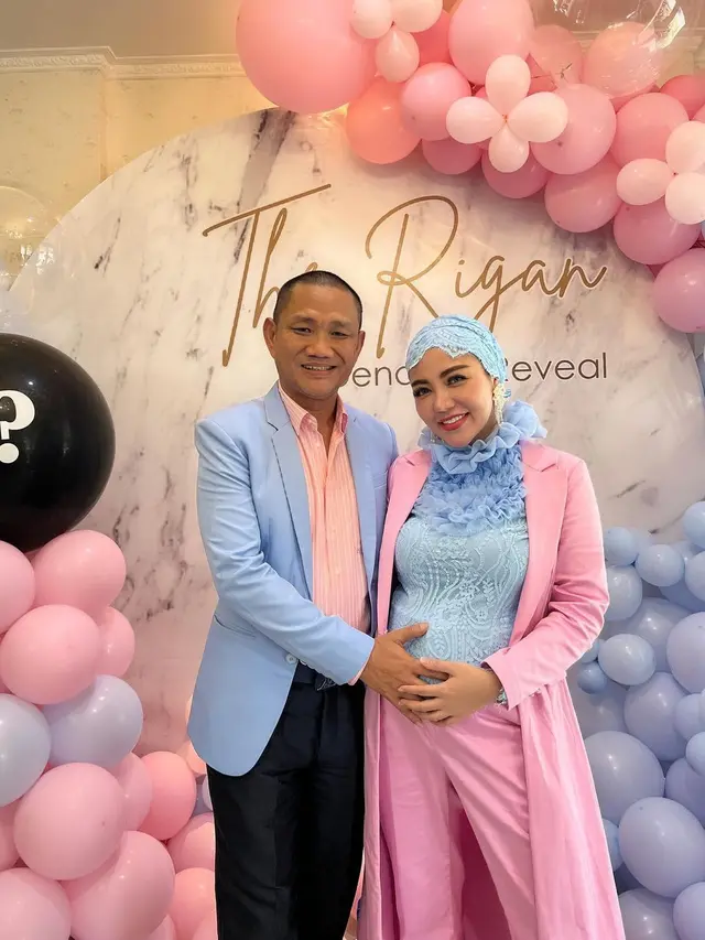 5 Momen Gender Reveal Kehamilan Bella Shofie, Bagi-Bagi Uang 500 Dollar