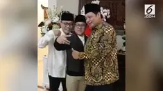 Ketua MPR, Zulfikli Hasan mengadakan acara Buka Bersama di rumah dinasnya yang dihadiri oleh beberapa pejabat.