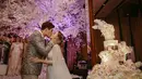 Foto Maternity Lee Jeong Hoon dan Monique Octaviani