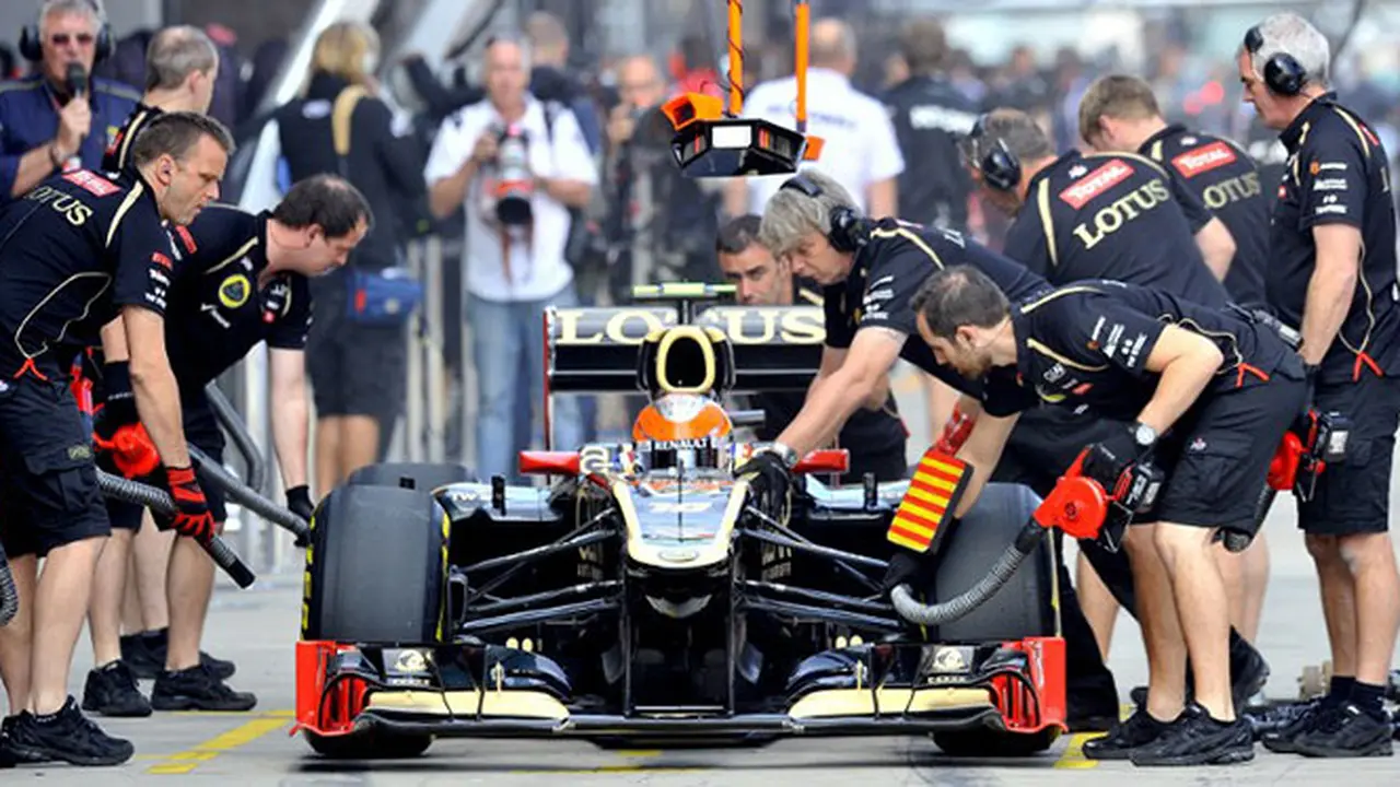 lotus--131016c.jpg