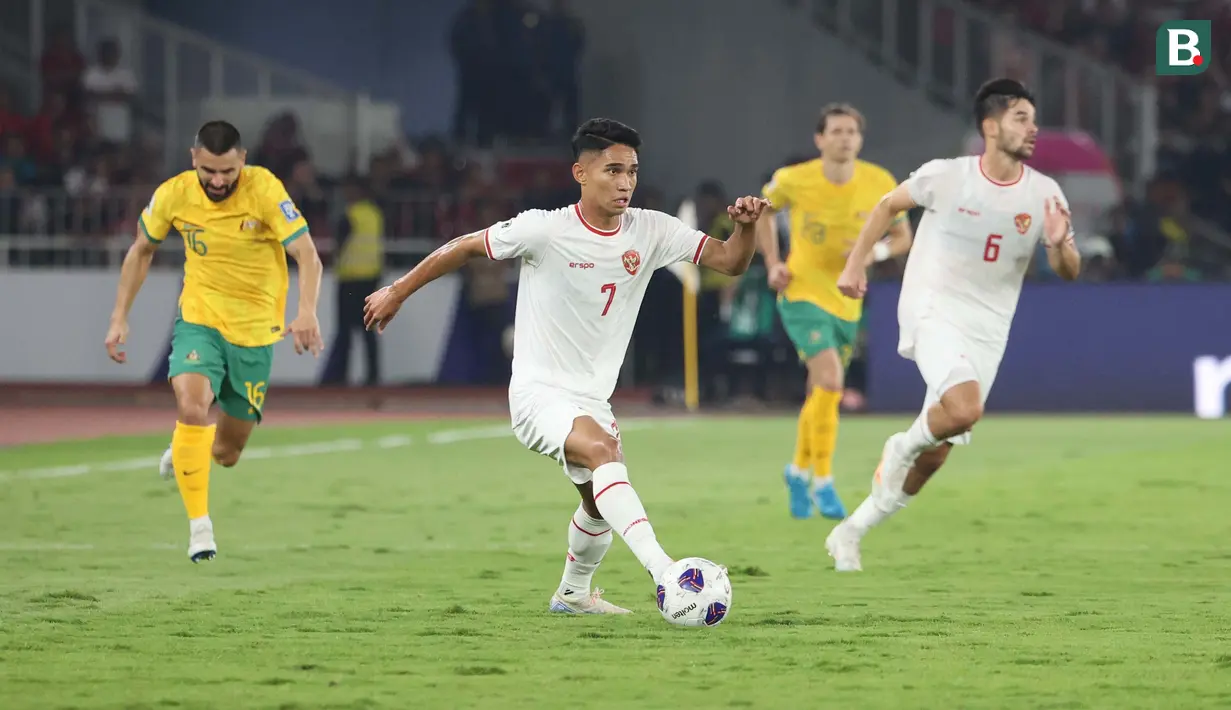 <p>Pemain Timnas Indonesia,&nbsp;Marselino Ferdinan, saat melawan Australia pada laga kedua Grup C Kualifikasi Piala Dunia 2026 Zona Asia di Stadion Utama Gelora Bung Karno (SUGBK), Jakarta Pusat, pada Selasa (10/9/2024). (Bola.com/Abdul Aziz)</p>