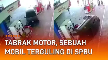 Kejadian tidak terduga dialami oleh sebuah mobil yang menabrak motor dan terguling di SPBU.