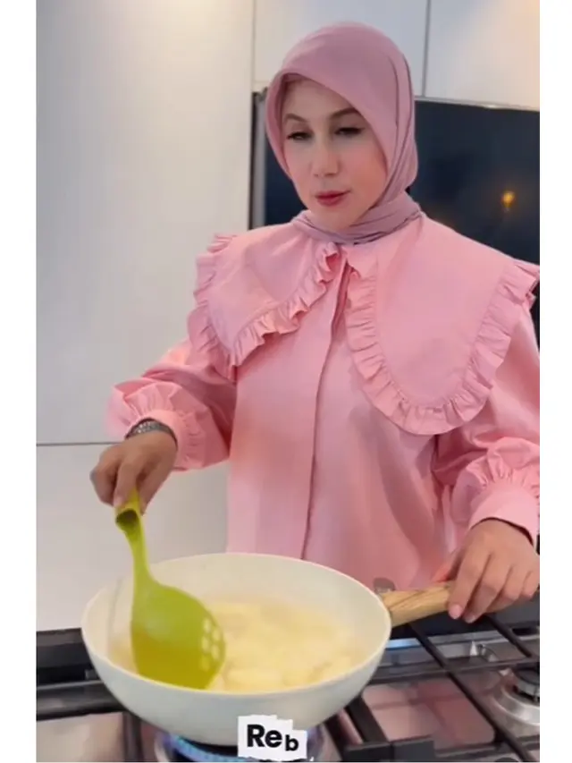 6 Potret Dapur Marini Zumarnis, Mewah dan Instagramable dengan Sentuhan Elegan