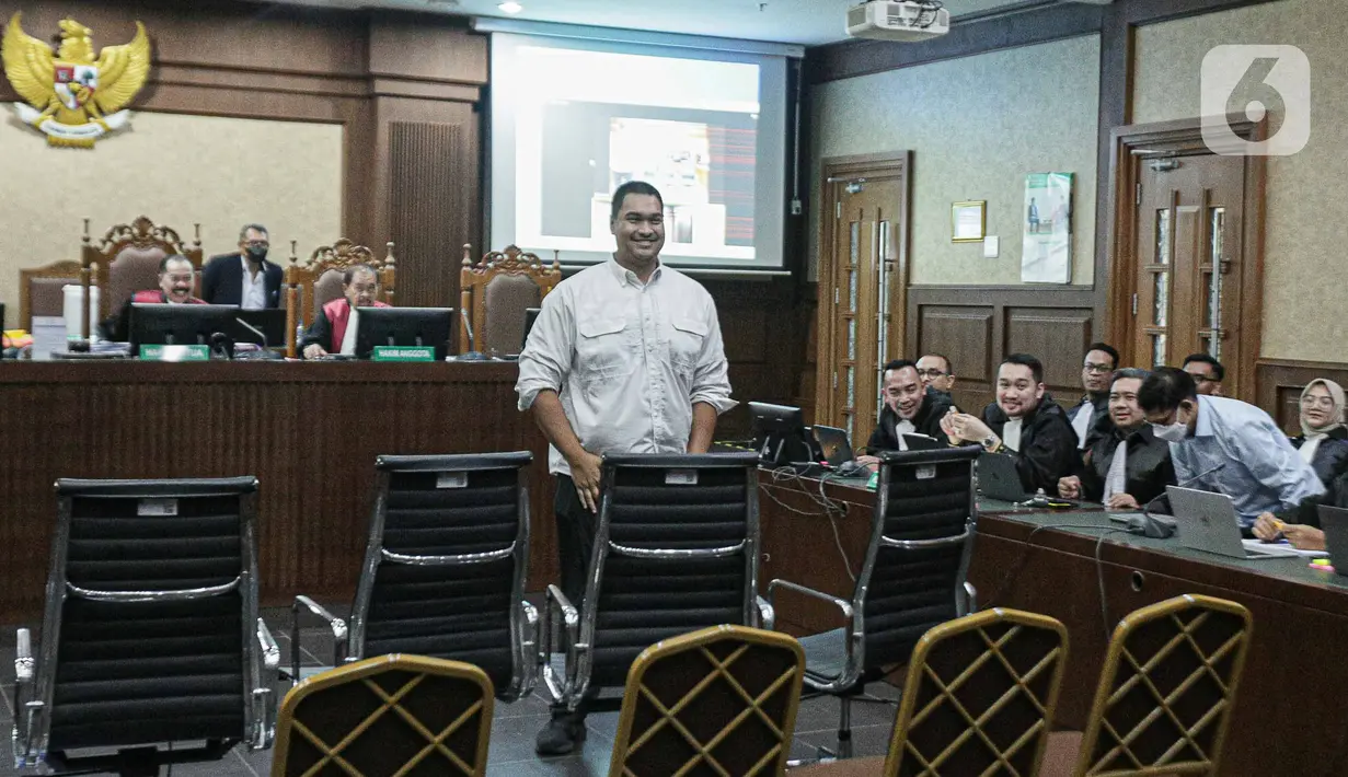 Kehadiran Menpora Dito merupakan permintaan jaksa penuntut umum. (Liputan6.com/Faizal Fanani)
