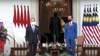 Perdana Menteri Malaysia Muhyiddin Yassin mengunjungi Istana Kepresidenan Jakarta dan bertemu dengan Presiden Republik Indonesia, Joko Widodo pada Jumat (5/2/2021). (Photo credit: Laman Youtube Resmi Sekretariat Presiden RI).