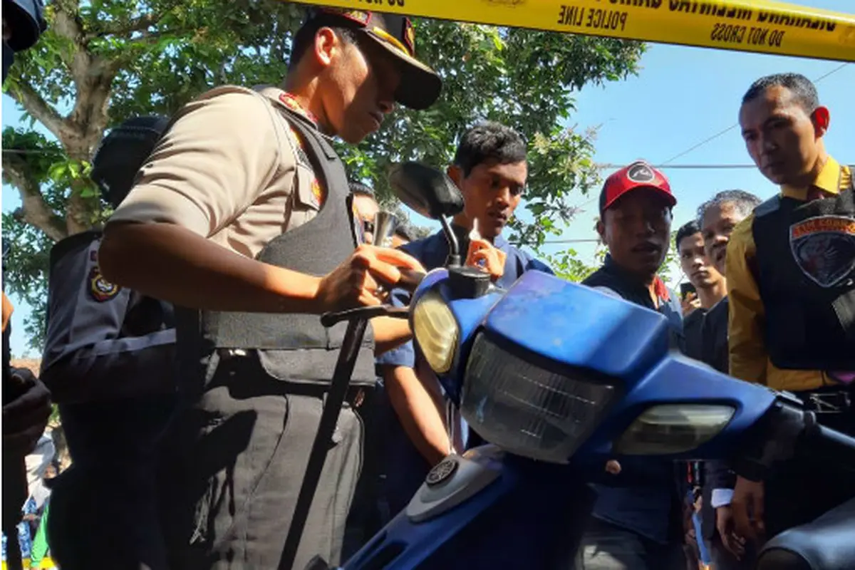 Warga Lumajang Temukan Sepeda Motor Yang Hilang Saat Halalbihalal
