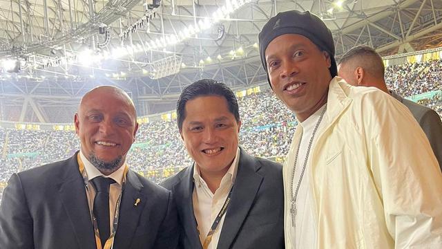 Momen Erick Thohir Bertemu Legenda Bintang Sepak Bola Dunia di Qatar