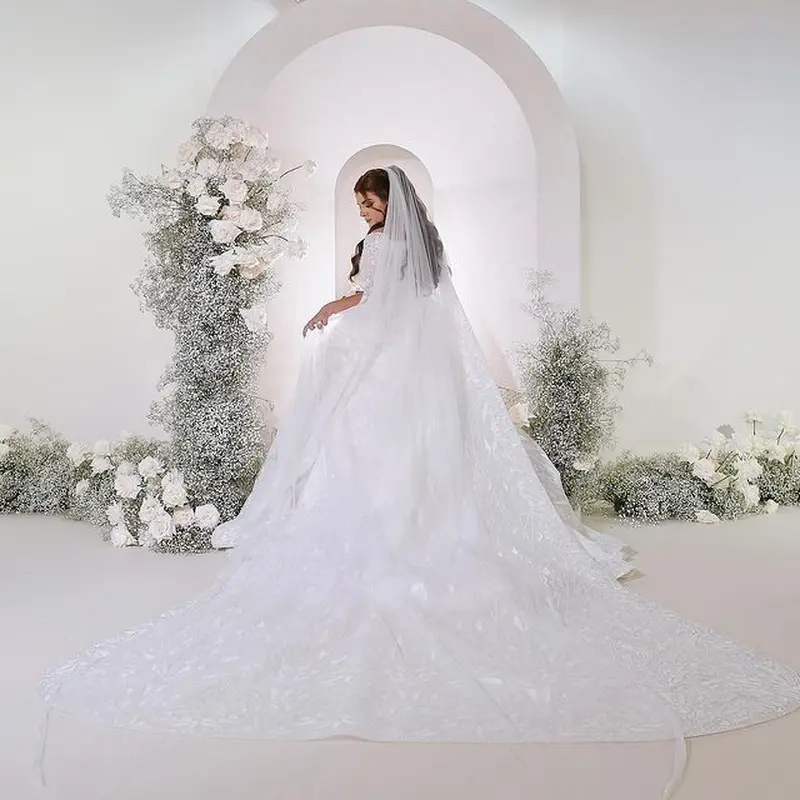 Terungkap Gaun Pengantin Putri Dubai Bertabur Ribuan Kristal