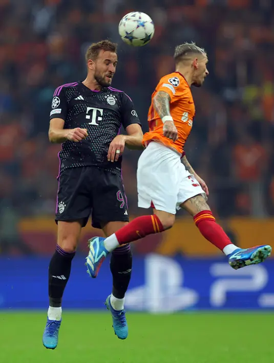 <p>Bayern Munchen kini nyaman bertengger di puncak klasemen dengan torehan sembilan poin. (AP Photo/Emre Otkay)</p>