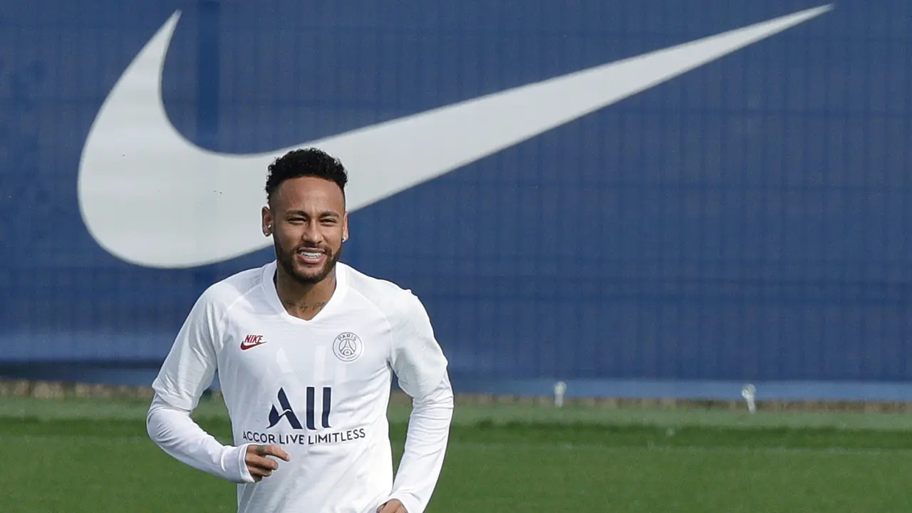Tawa Canda Neymar Cs Jelang Hadapi Real Madrid