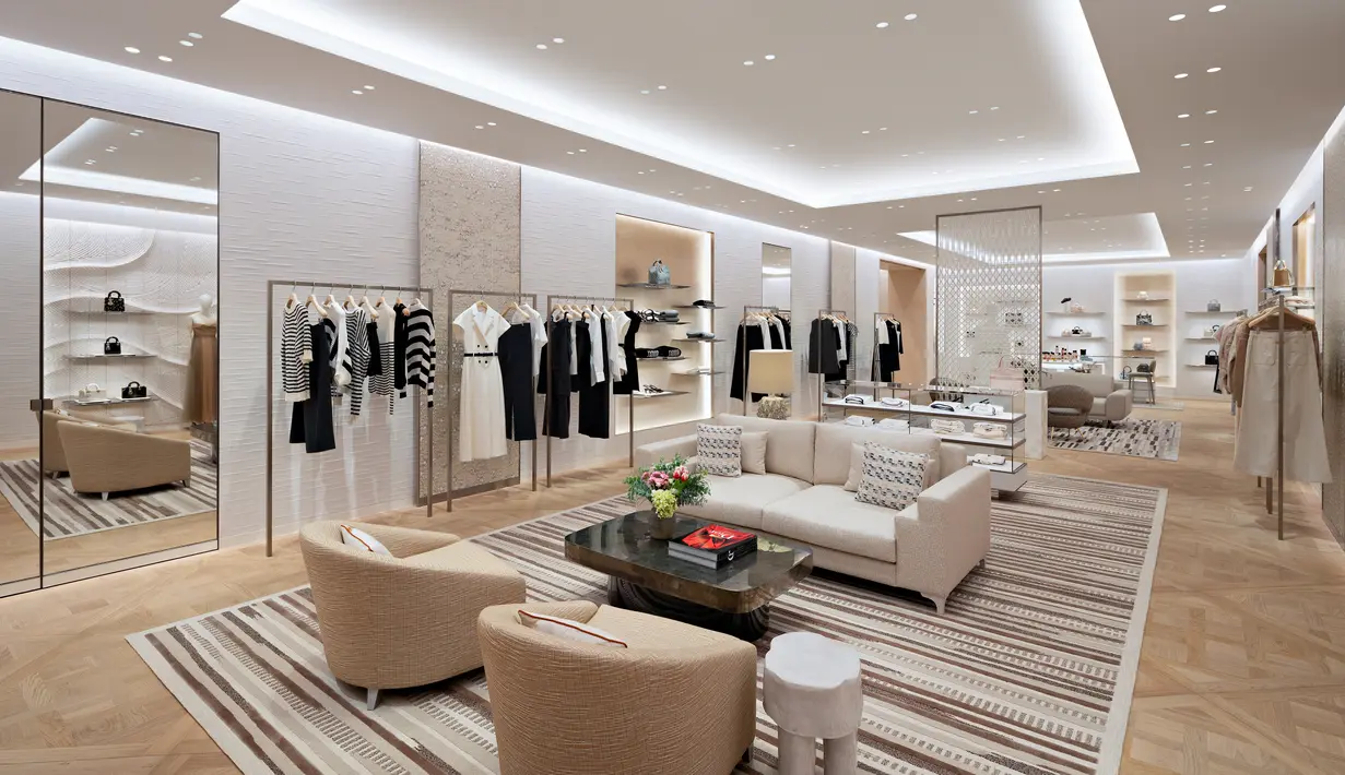 Pada area Women RTW Collection, terdapat Moyal Panel yang indah terpampang. Area ini menjadi kian nyaman untuk melihat beragam koleksi dengan lebih leluasa. [ Foto: dok Dior ]