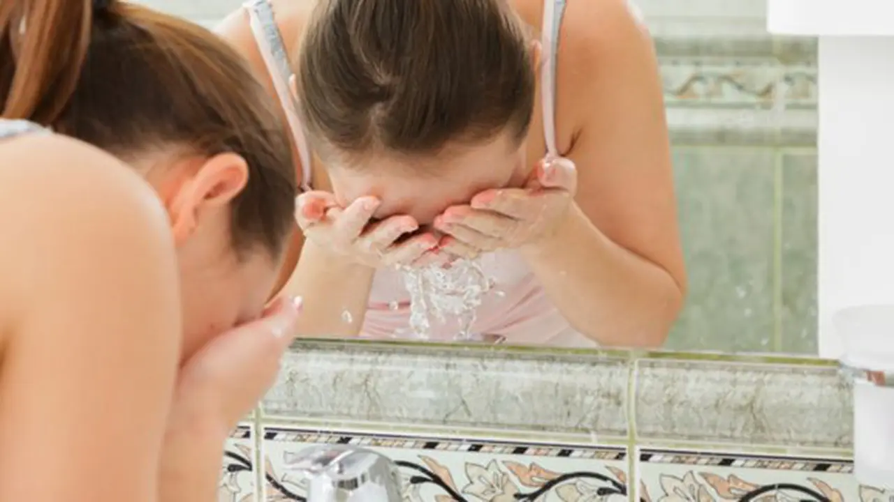 Rahasia kulit cerah sangat sederhana/copyright: thinkstockphotos.com