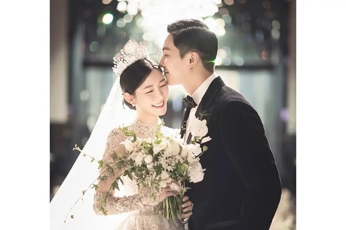Pernikahan Mewah Lee Seung Gi dan Lee Da In