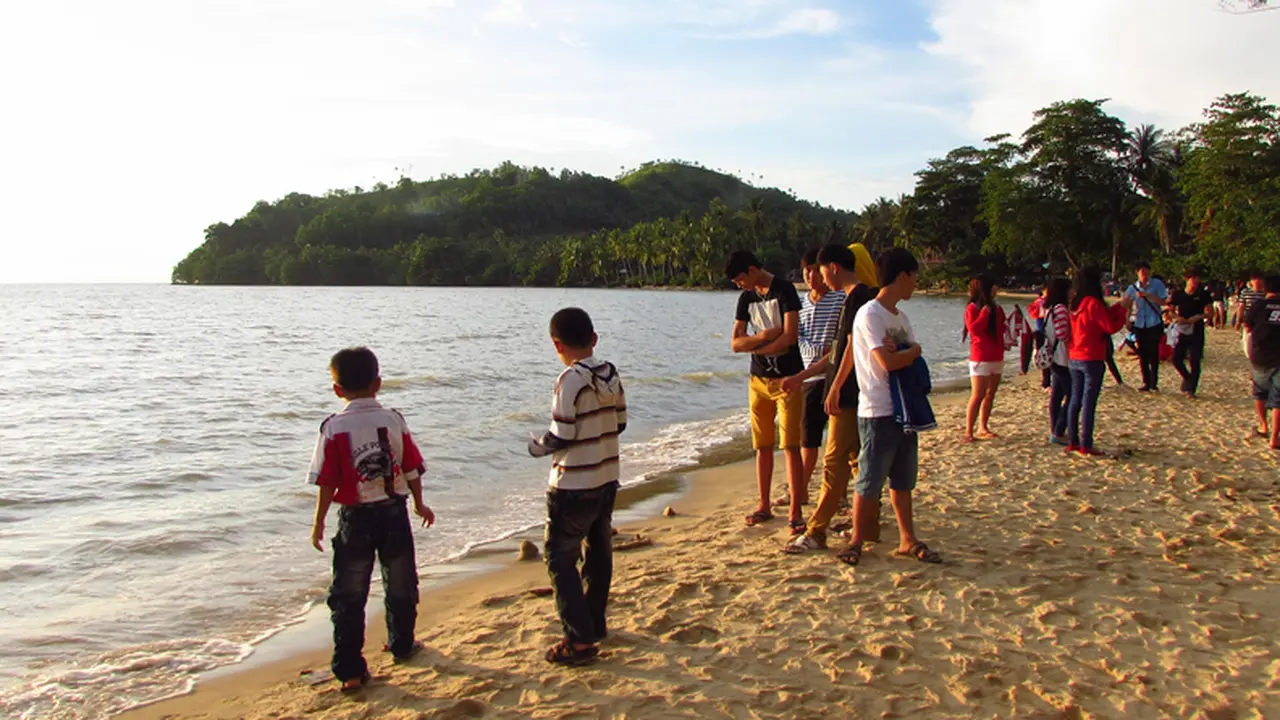 Melihat Indahnya Jantung Bumi, Borneo
