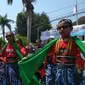 Puluhan anak kecil menarikan tarian sintren secara serentak dalam rangkaian puncak Hari Jadi ke-650 Cirebon. Foto (Liputan6.com / Panji Prayitno)
