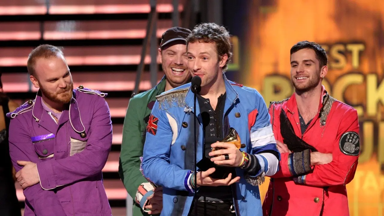 Coldplay saat memenangkan nominasi Best Rock Album di Grammy Awards 2009