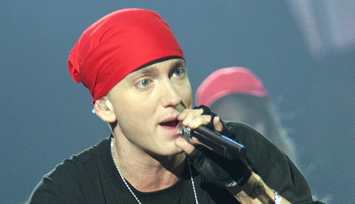 Kanye pun menyebutkan seperti orang tak masalah dengan rapper kulit putih karena Eminem telah menjadi artis terhebat. (Bintang/EPA)