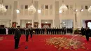 Presiden Joko Widodo resmi melantik dan melaksanakan pengambilan sumpah 3 pejabat Plt pimpinan KPK, yakni Johan Budi Sapto Prabowo, Taufiequrachman Ruki dan Indriyanto Seno Aji di Istana Negara, Jakarta, Jumat (20/2/2015). (Liputan6.com/Faizal Fanani)