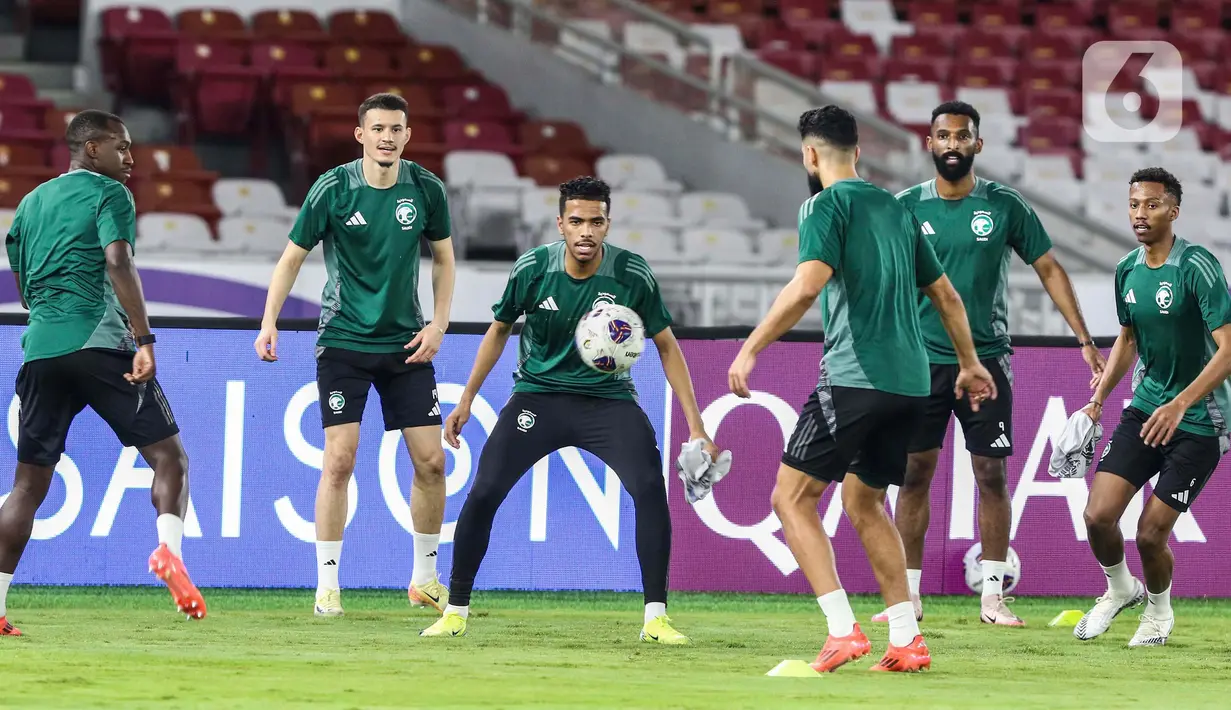 Timnas Arab Saudi saat ini tengah berupaya membangun kebangkitannya. (Liputan6.com/Angga Yuniar)