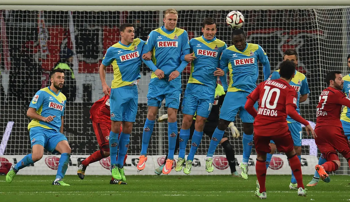 Sering mencetak gol melalui tendangan bebas membuat pemain ini mendapat julukan raja tendangan bebas di Bundesliga. (AFP/Patrik Stollarz)