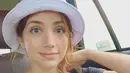 Bila diperhatikan sekilas, Emily Rudd memang memiliki garis wajah yang mirip dengan Nami. Ia dinilai sangat cocok perankan Nami versi live action. Kini komentar di foto Instagramnya penuh dengan sebutan Nami oleh para penggemar One Piece yang tak sabar menantikan akting dari Emily sebagai Nami. (Liputan6.com/IG/@emilysteaparty)