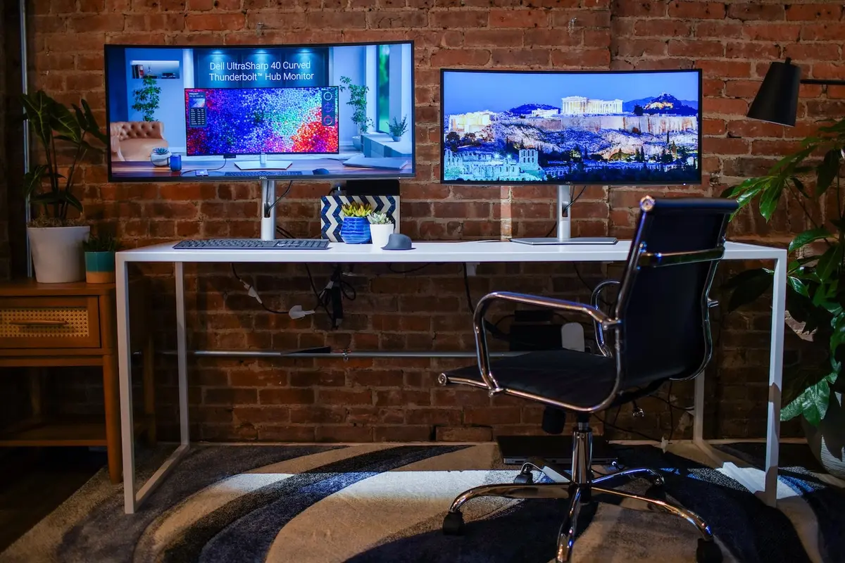 Dell Luncurkan Monitor 5K 40 Inci dengan Fitur Canggih untuk Kenyamanan Mata Pengguna