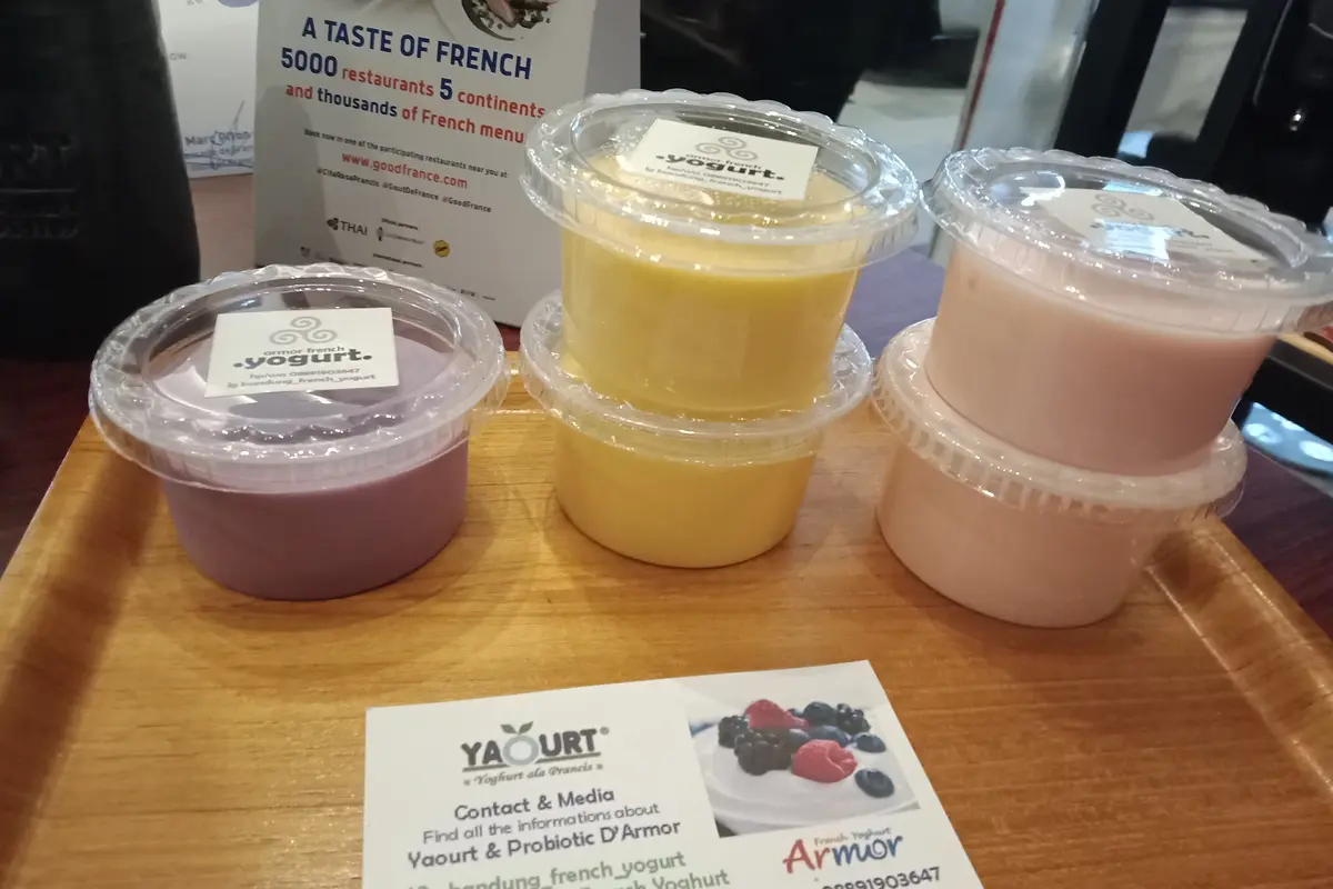 Yaourt, Yoghurt ala Prancis satu-satunya di Indonesia yang berbasis di Kota Bandung.
