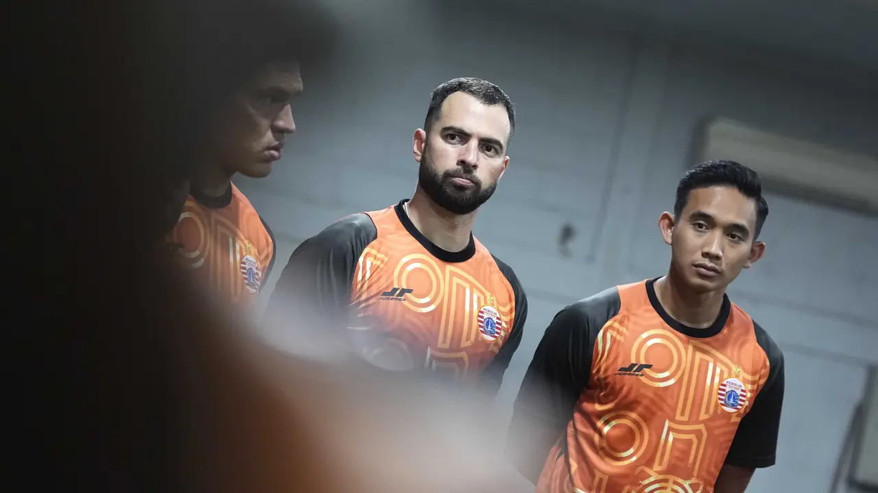 Jordi Amat dan Rizky Ridho - Persija