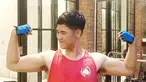 Ricky Cuaca kariernya meroket karena bintangi Tobi di GGS. Karakter Tobi berbadan gemuk dan pipi chubby. Kini karakter seperti itu sudah sirna dari Ricky Cuaca. Ya, diet ketat Ricu berhasil mengubahnya jadi langsing bahkan lengannya berotot. (Liputan6.com/IG/rickycuaca)