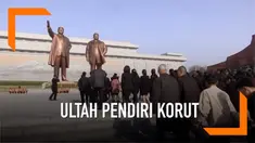 Warga Korut memperingati 107 tahun kelahiran kakek Kim Jong Un, Kim Il Sung. Kelahiran Kim Il Sung setiap 15 April diperingati sebagai Hari Matahari oleh warga Korut.