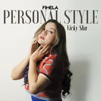 Penyanyi cantik, Vicky Shu membocorkan Red Carpet Look hingga Personal Style-nya sehari-hari.