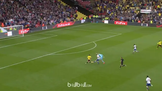 VIDEO: Eks Pemain Liverpool Ini Gagal Cetak Gol ke Gawang Kosong