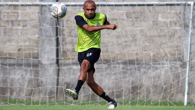 Ronny Beroperay