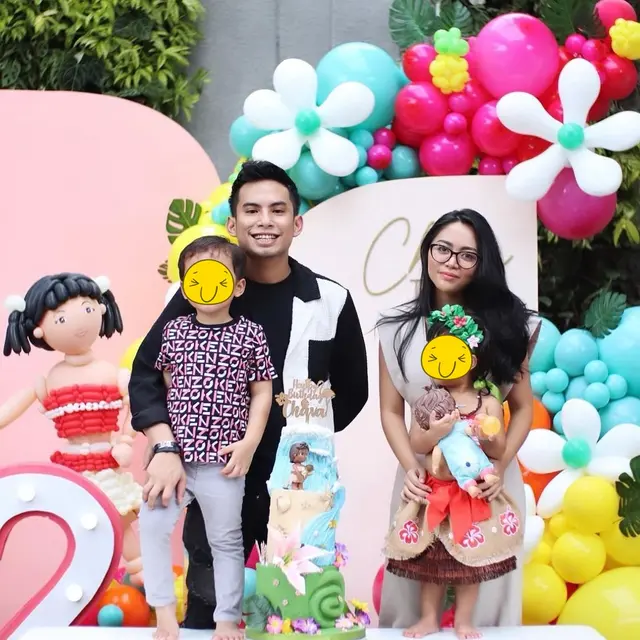 6 Momen Rachel Vennya dan Niko Al Hakim Rayakan Ultah Sang Putri, Kompak