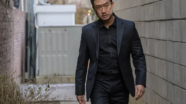 Jo Woo JIn dalam Drakor Gangnam B Side. (Disney Plus Hotstar via Soompi)