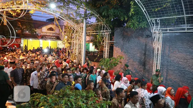 [Bintang] Ribuan Relawan Jokowi