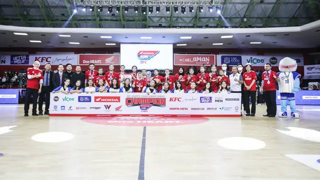 SMAN 70 Jakarta juara sektor putri DBL Jakarta 2022