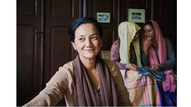 Transformasi Cut Mini yang Mantap Gunakan Hijab Meski Kehilangan Peran di Beberapa Film