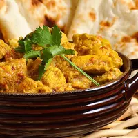 Bosan makan opor? Ganti dengan ayam kari Arab.