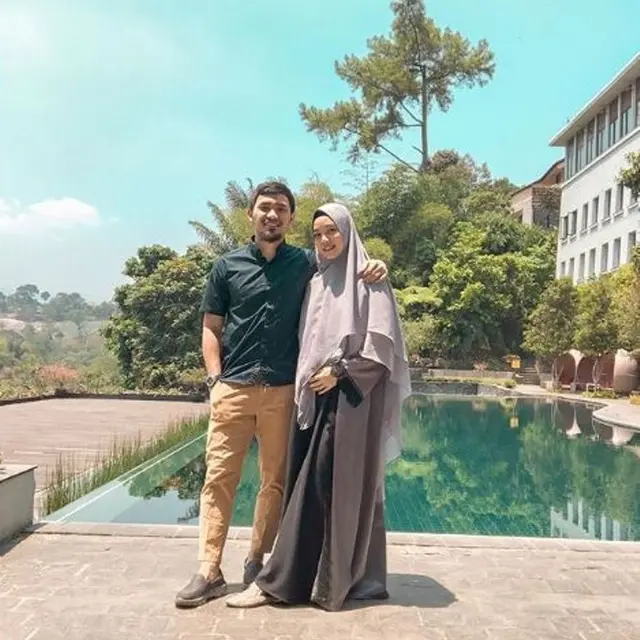Achmad Hulaefi dan Lindswell Kwok