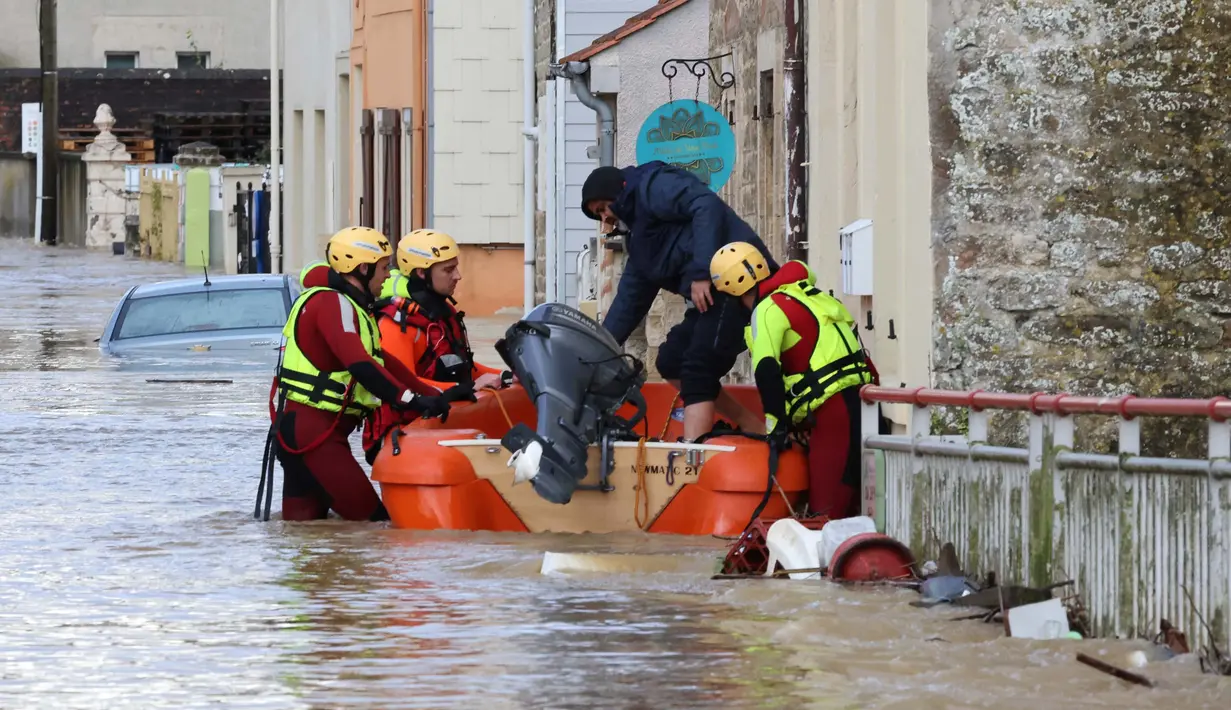 Sejumlah wilayah utara Pas-de-Calais dilanda banjir pada 7 November 2023. (Denis Charlet/AFP)