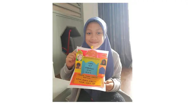 5 Potret Laura Meizani Mawardi, Putri Nikita Mirzani yang Cantik dengan Balutan Hijab