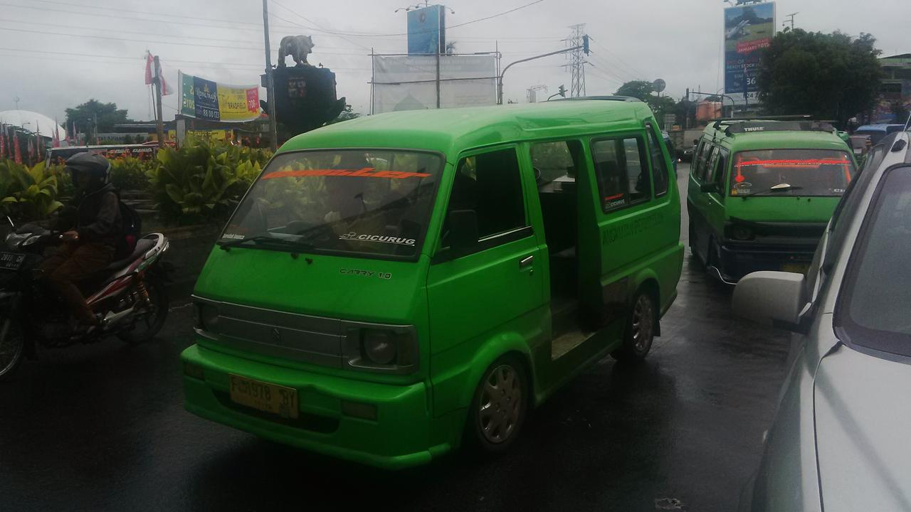 Angkot di Bogor 