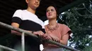 Afgan tidak dapat menyembunyikan perasaan grogi saat beradegan mesra dengan Raisa. Sama dengan Afgan, Raisa pun menjadi salah tingkah saat harus berpelukan dengan Afgan. (Nurwahyunan/Bintang.com)