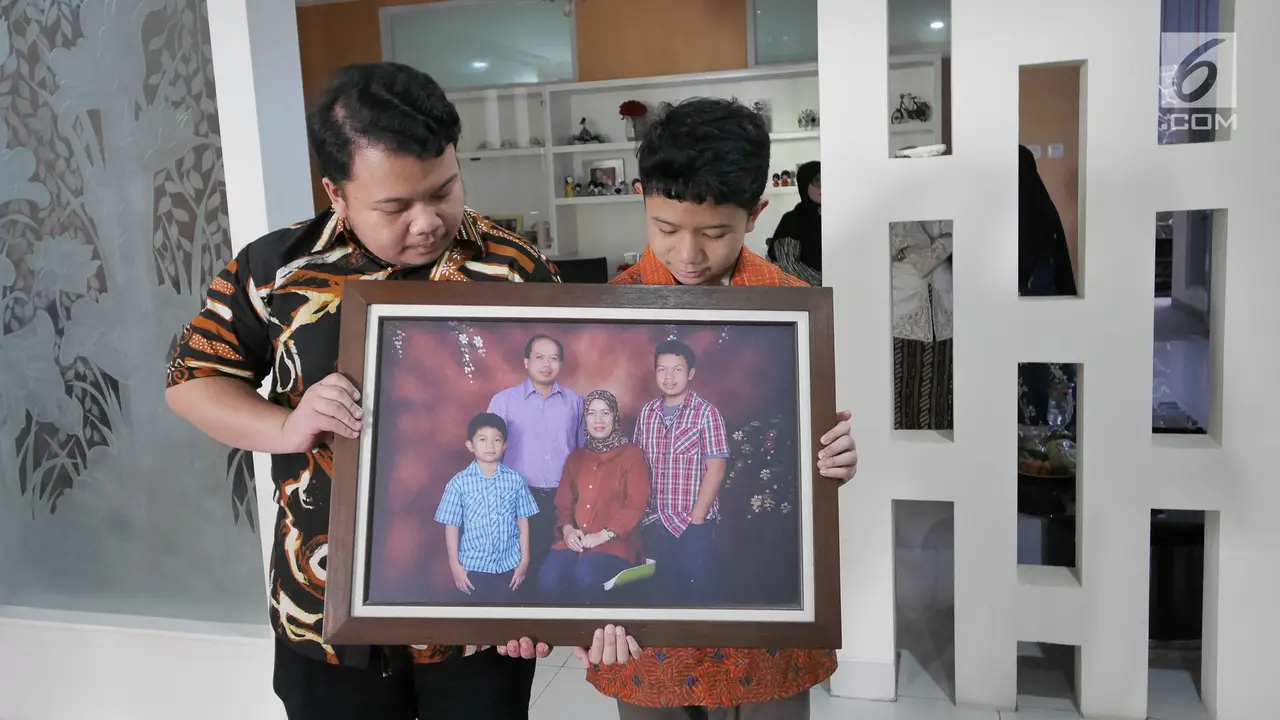 Begini Suasana Rumah Duka Humas BNPB Sutopo